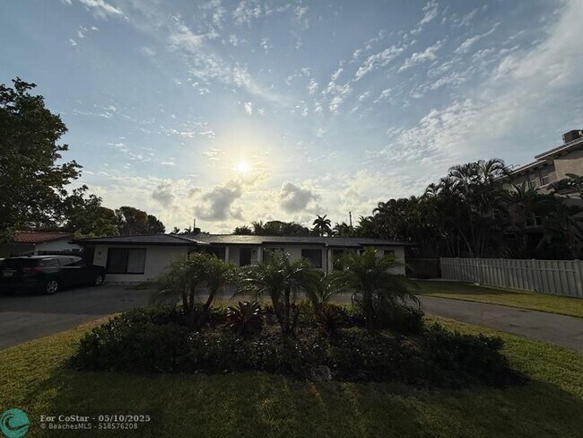 Photo - 1420 NE 26th Ave