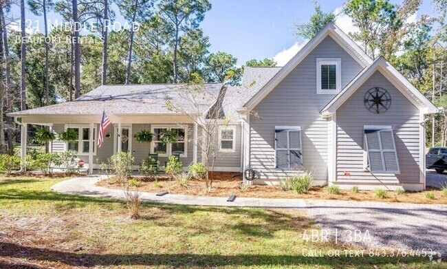 Building Photo - 121 Middle Rd Rental