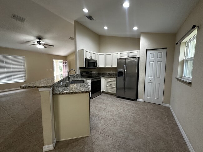 Photo - 27 Juniper Pass Ln