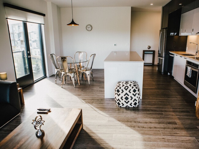 Photo - 655 Sterling Lyon Pkwy Unit SI ID1222978P