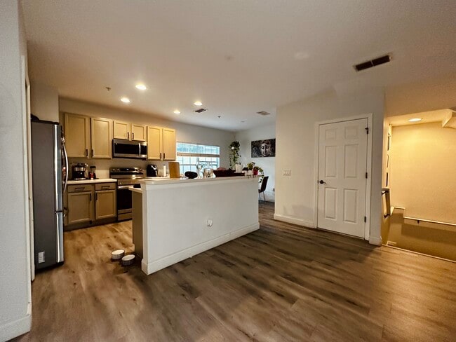 Photo - 416 Blue Bayou Ln