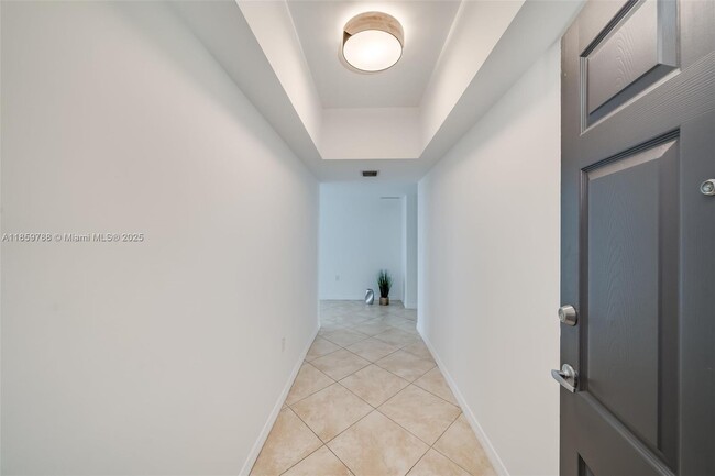 Building Photo - 140 S Dixie Hwy Unit 1037 Rental