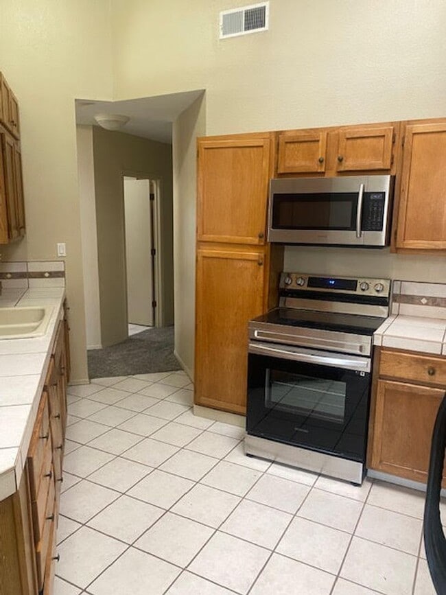 Photo - Cute townhome conveniently located in Nort...