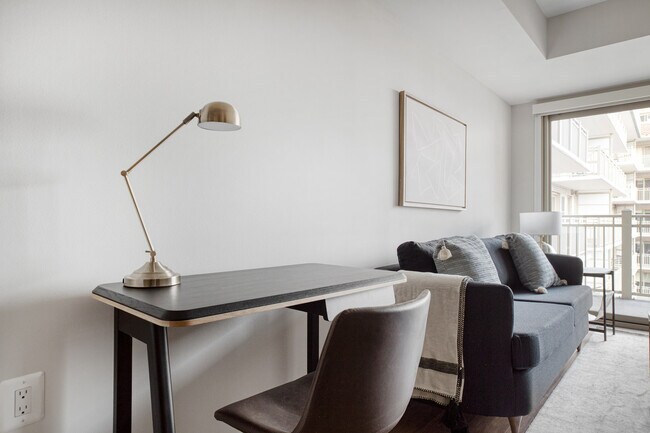 Photo - 4001 9th St N Unit FL13-ID1174