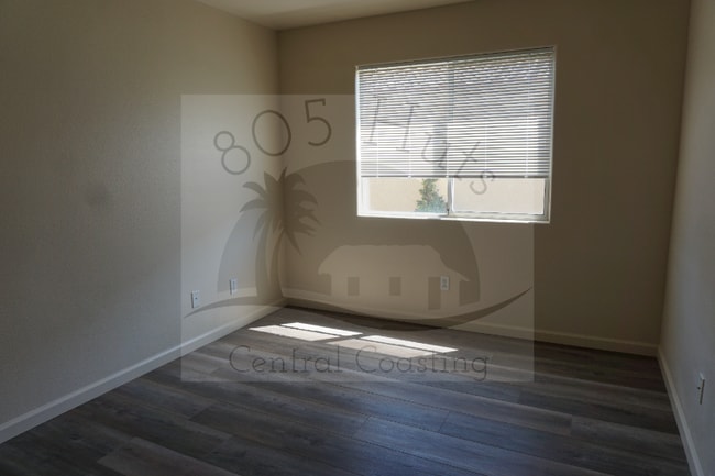 Photo - 2035 Lassen Dr