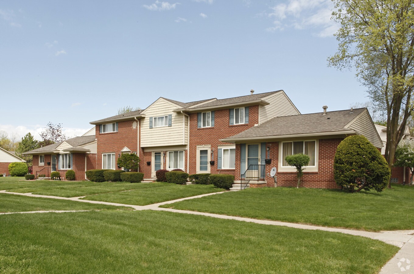 Photo - Wellesley Townhomes Cooperative