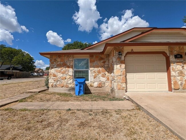 Photo - 2006 Margalene Way Townhome