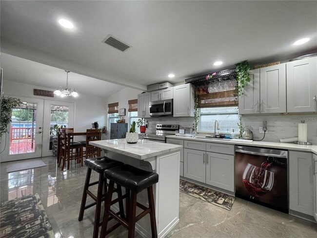 Photo - 8002 48th Ave N