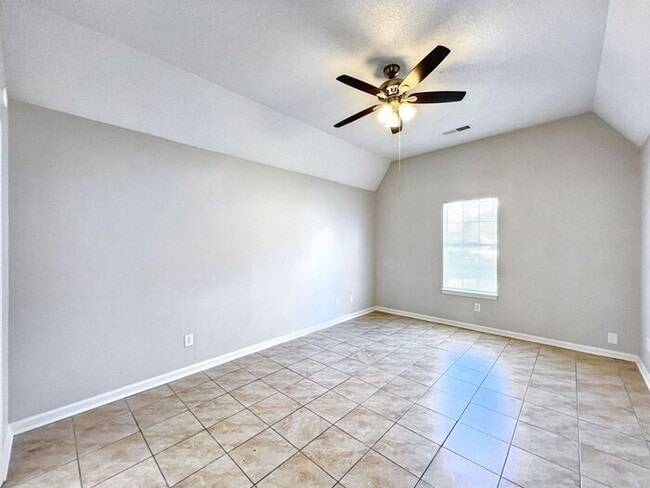 Photo - 5880 Waverly Dr