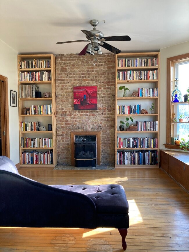 Photo - 2628 W Division St Unit Artist Loft