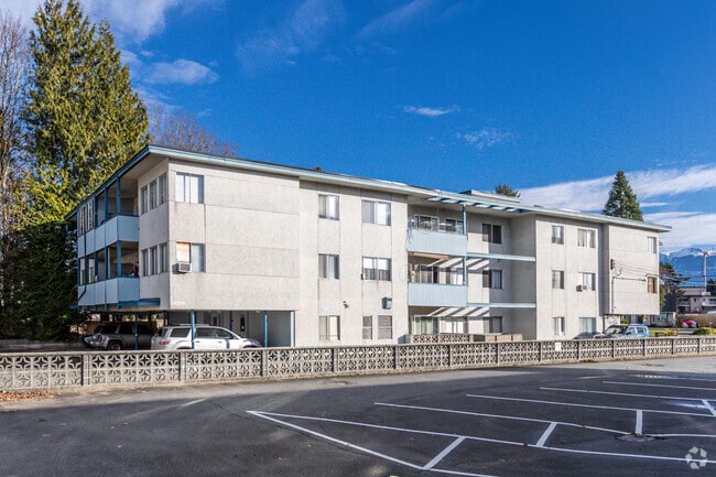 Photo - College Manor Mainstreet Apartments