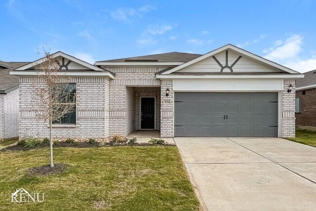 Building Photo - 2041 Hialeah Dr