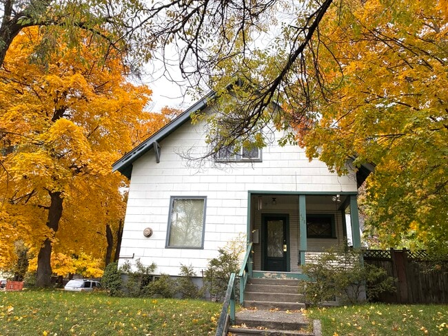 Photo - 428 S Chestnut St Unit C