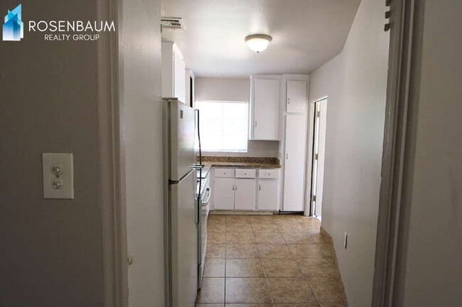 Photo - 2925 N 19th Ave Unidad 104