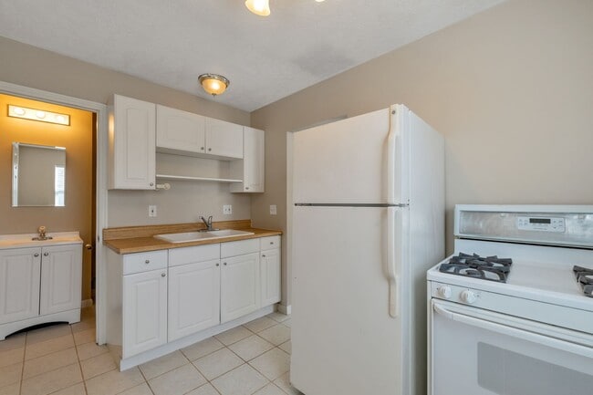 Photo - Center Street Unidad #1