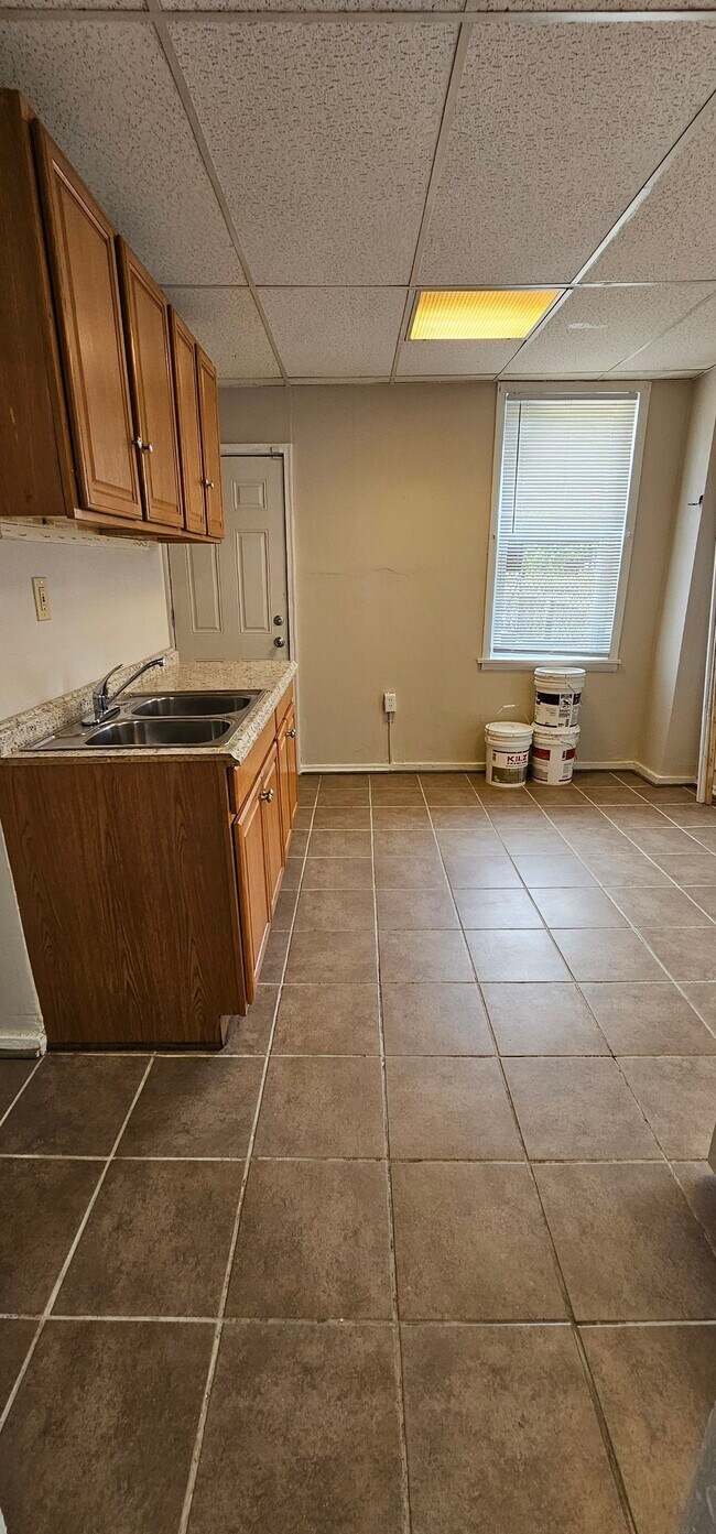 Photo - 1301 N Milton Ave