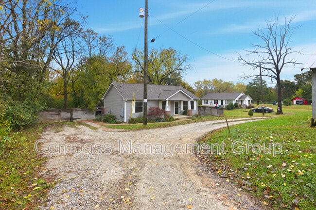 Photo - 3104 Husky Way