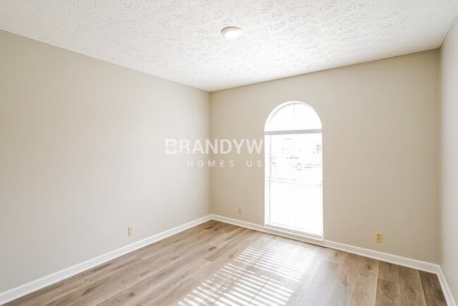 Photo - 924 Ilawood Dr