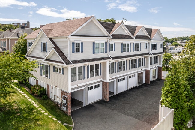 Luxury Townhouses