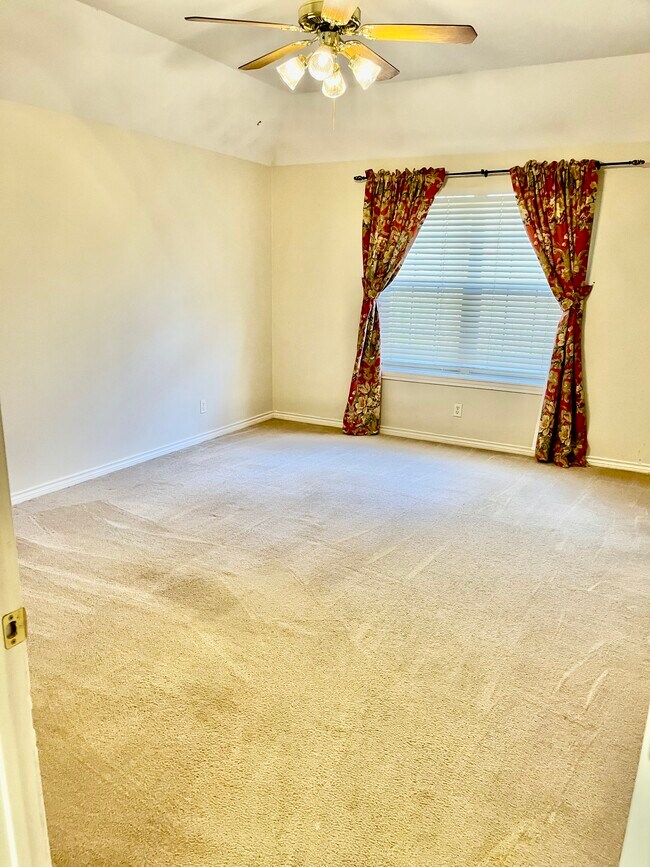 Photo - 26 Wellington Dr