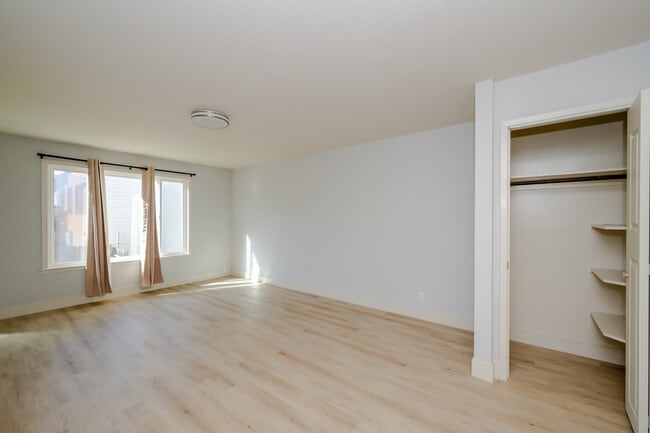 Photo - 185 Sickles Ave Unit #2