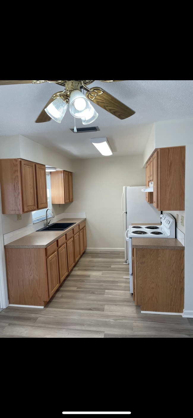 Photo - 1207 Sumter St Unit B