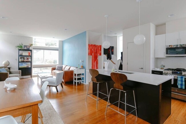 Photo - Beautiful High end Central District Home f...