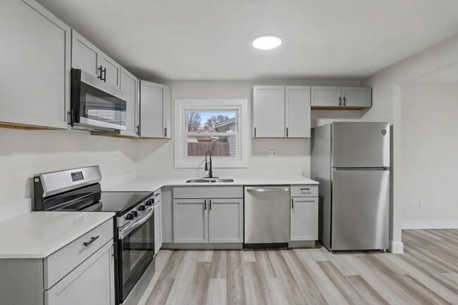 Photo - 5713 Mayville Dr