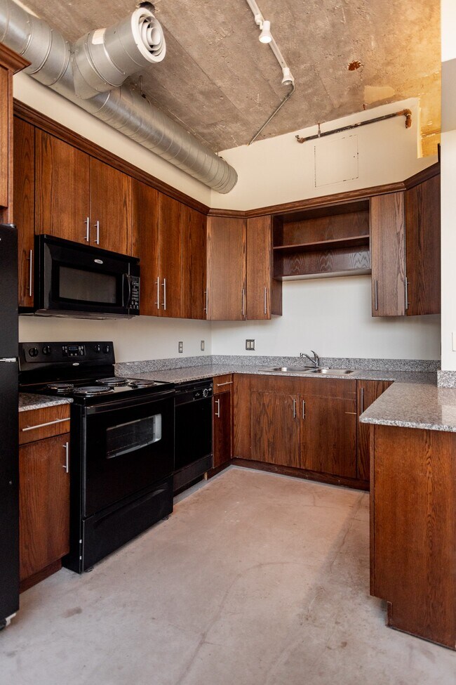 41 Burroughs St Unit 107