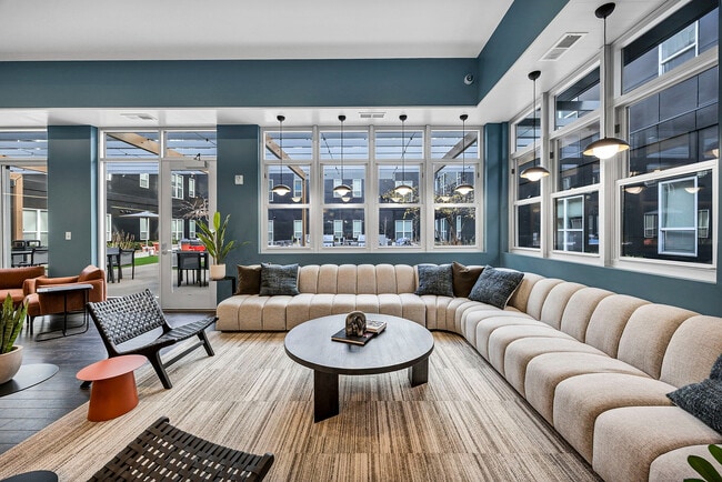 105-Radius at 15th - Amenities - Lounge (23)
