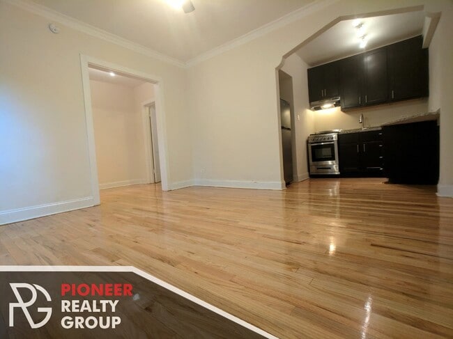 Building Photo - 618 W Patterson Ave Rental