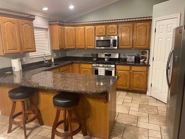Photo - 854 S 600 E