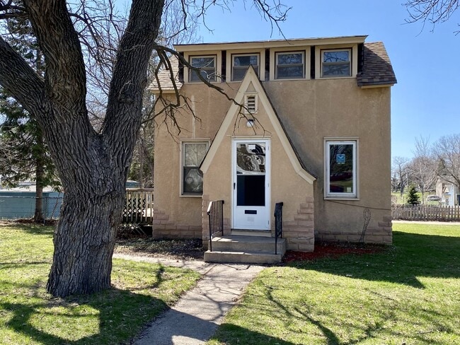 Building Photo - 2239 Branch Ave