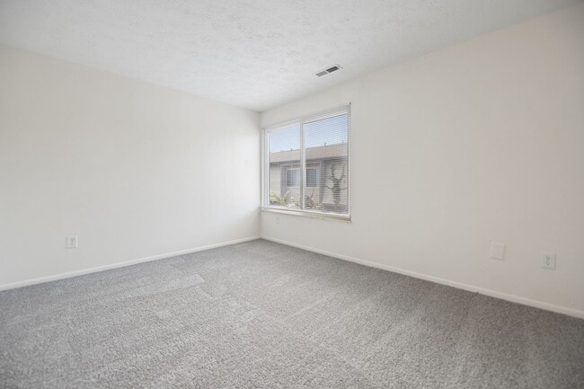 Rocky Creek Townhouse Apartments