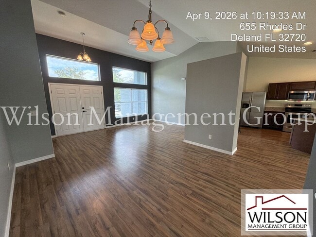 Photo - 655 Rhodes Dr