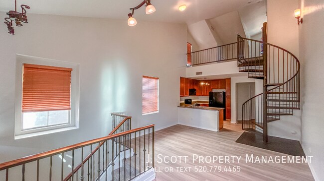 746 N Laguna Dr