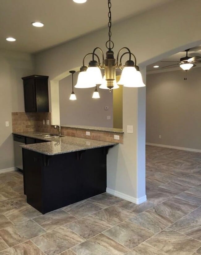 Photo - BEAUTIFUL HOME IN GREAT LOCATION!