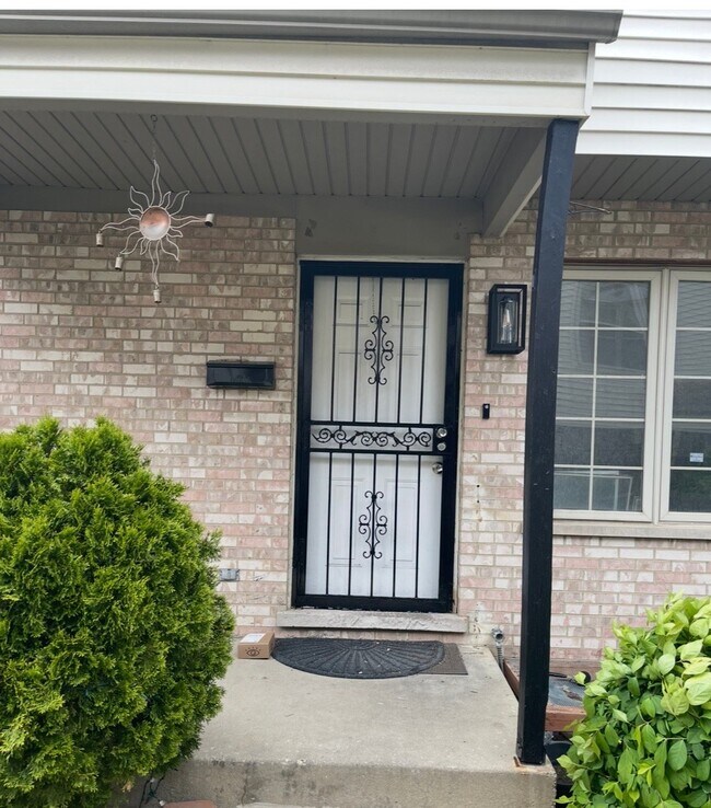Photo - 2312 N Nagle Ave