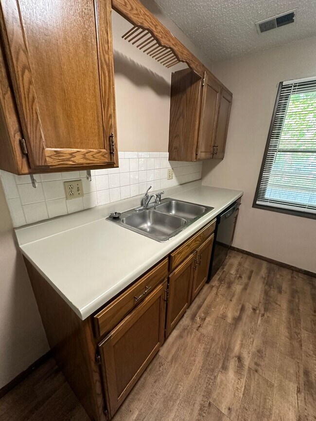 Photo - 822 Fremont St Unidad 7