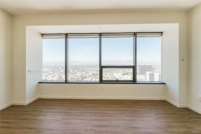 Photo - 1100 Wilshire Blvd Unidad 2603