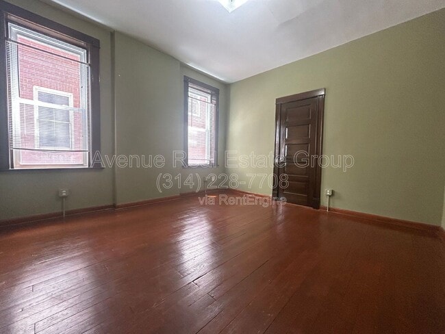 Photo - 4415 S Compton Ave