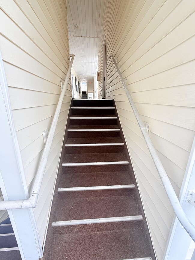 Photo - 1306 River Oaks Dr