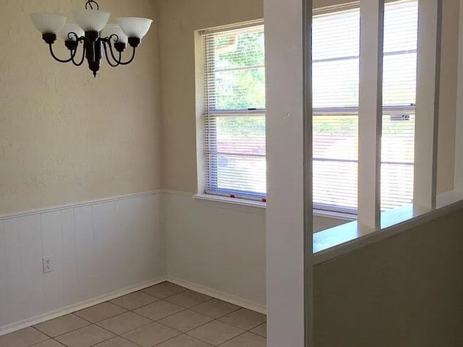 Photo - 3 Bed 2 Bath Rent House Eastside