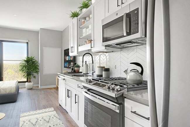 Photo - Albion Highland Park