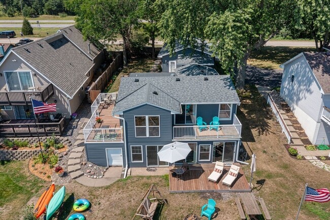 Building Photo - 26755 Fremont Dr Rental