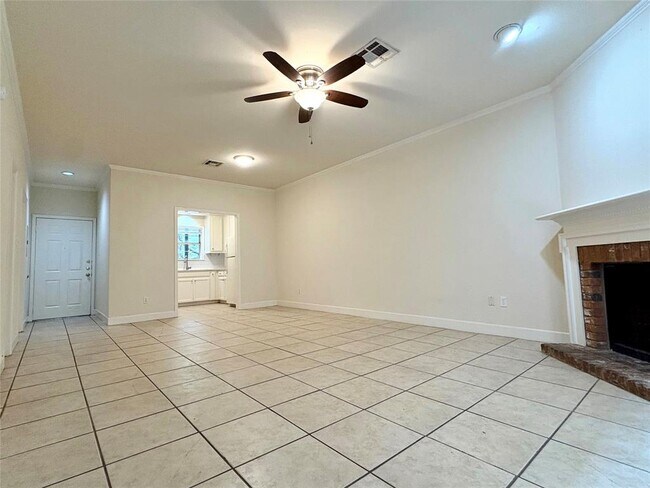 Photo - 2100 San Gabriel St Unit 104