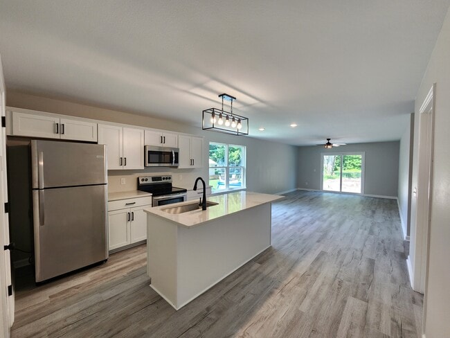 Photo - 7995 Case Dr