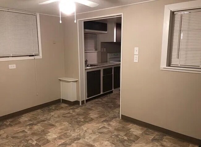 2414-2424 Orleans Ave