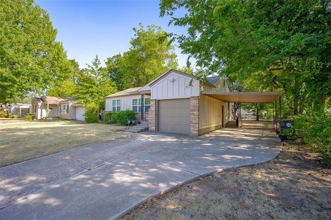 7014 NW 45th St