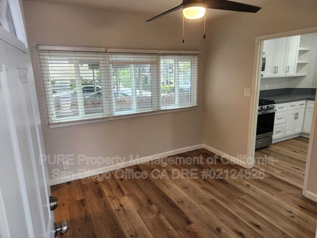 3944.5 Georgia St - 3944.5 Georgia St
